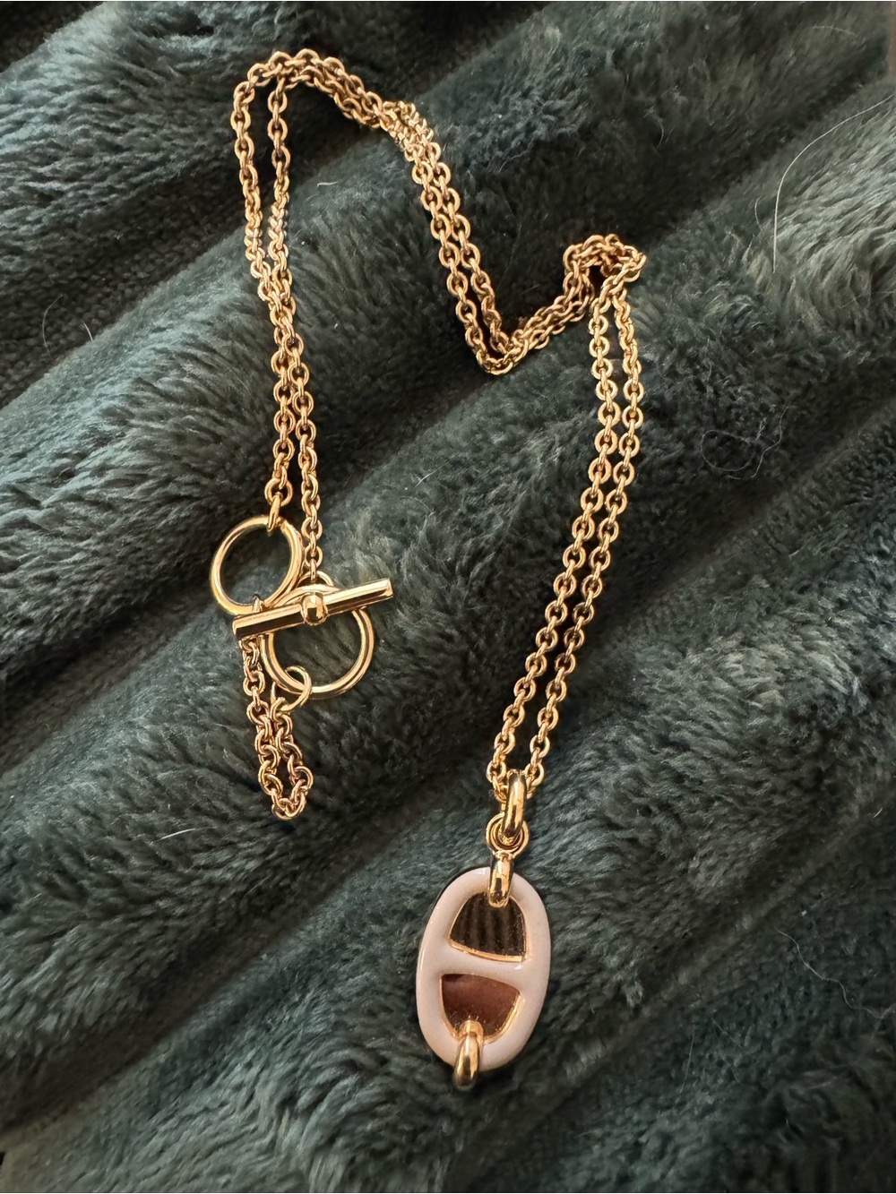 Hermès Mini Maillon Pendant Necklace Gold Plated & Crème Enamel